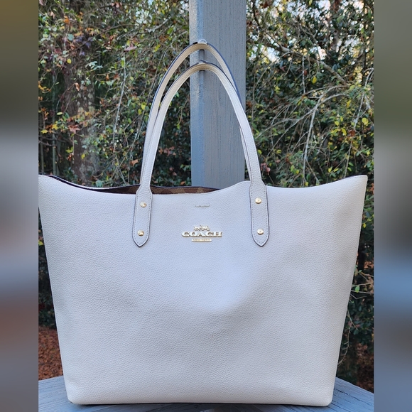 Coach Handbags - Coach tote bags